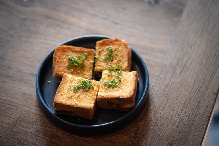 Restaurant - Chablis Wine Not